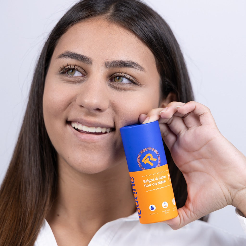Bright & Glow Roll-On Mask